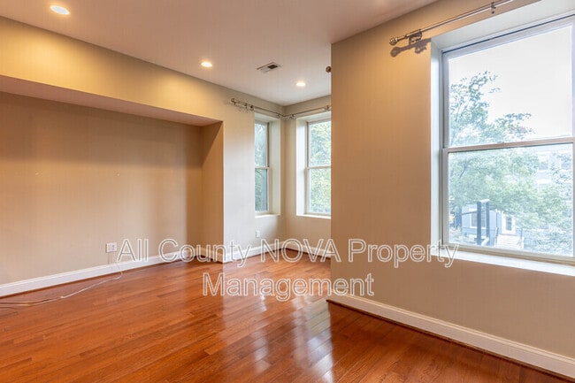 Photo - 1317 Harvard St NW