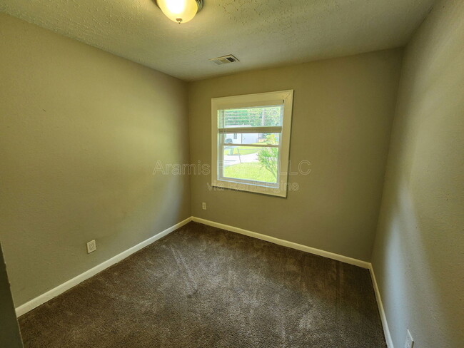 Photo - 2648 Santa Monica Dr NW