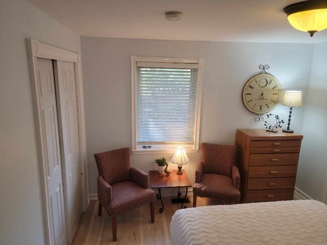 Photo - 309 Warner Milne Rd Unidad B