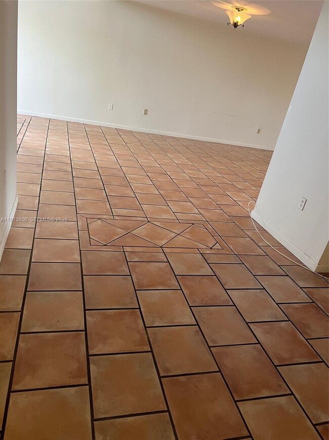 Photo - 202 NE 211th Ter