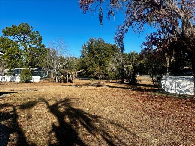 Photo - 606 Water Rd