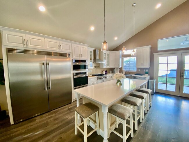 Photo - Gorgeous 3 bedroom Home