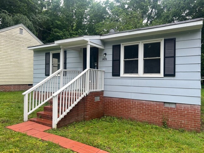 Renovated 2 Bedroom House - Renovated 2 Bedroom House