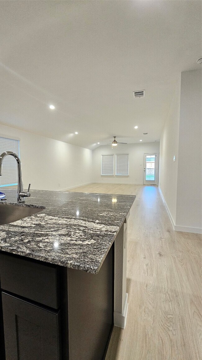 Photo - 1654 Westway Dr