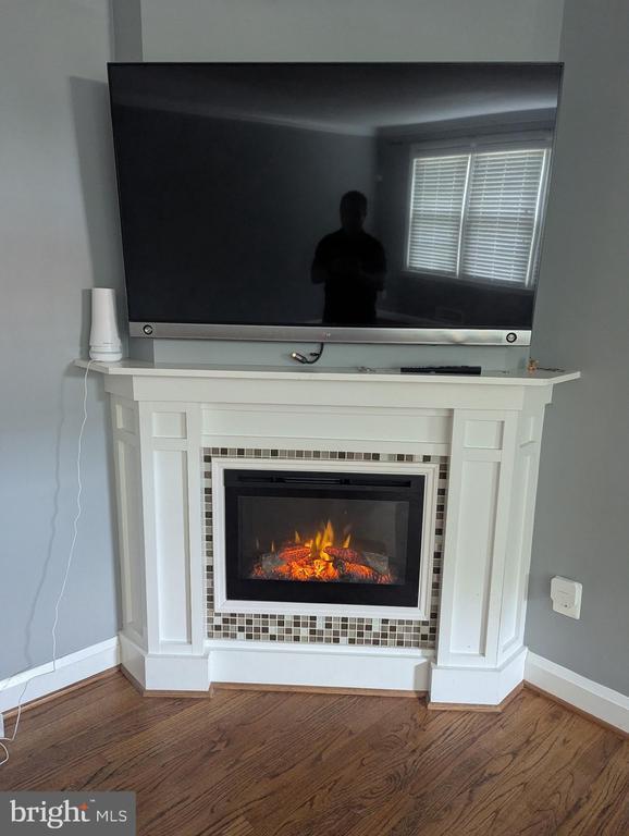 Photo - 1543 Cottage Ln