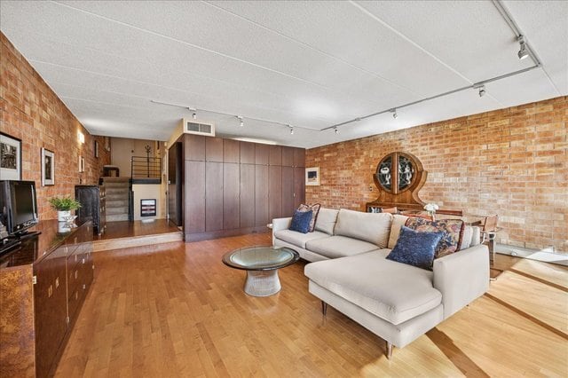 Photo - 630 Vernon Ave Unit 2