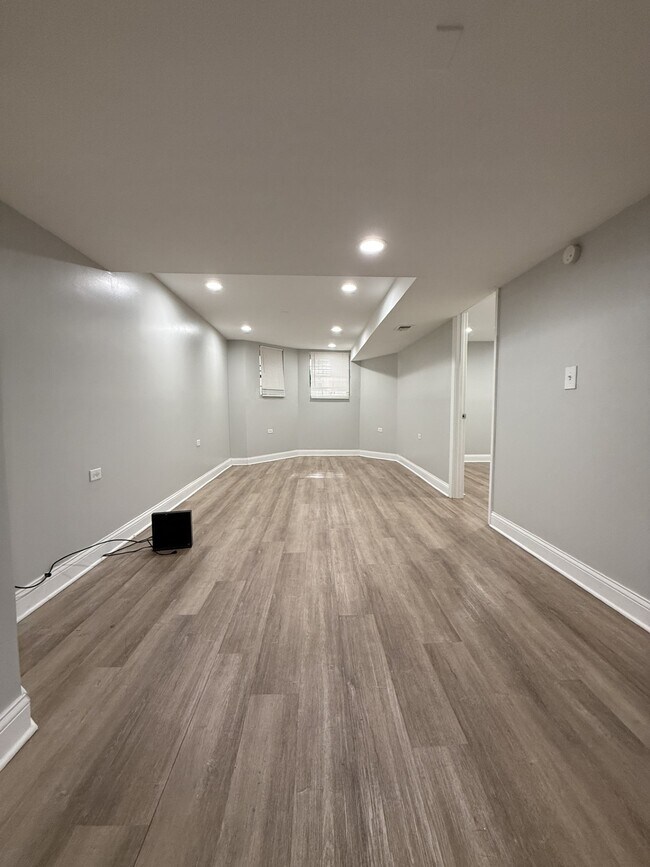 Photo - 3840 W Fillmore St Unidad G