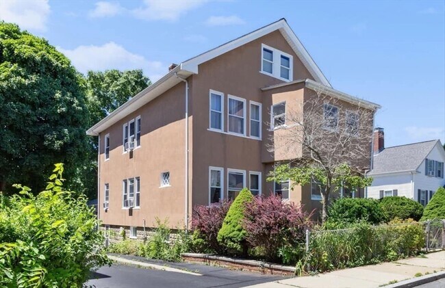Photo - 241 Beech St Apartment Unit 2