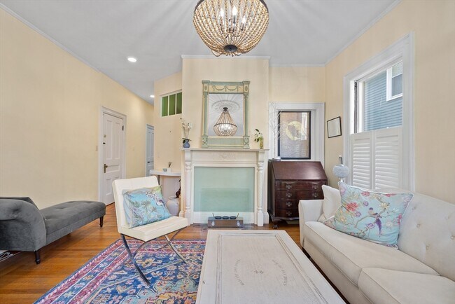 20 Mellen St Unit 1