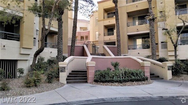 Building Photo - 270 E Flamingo Rd Unit 105 Rental