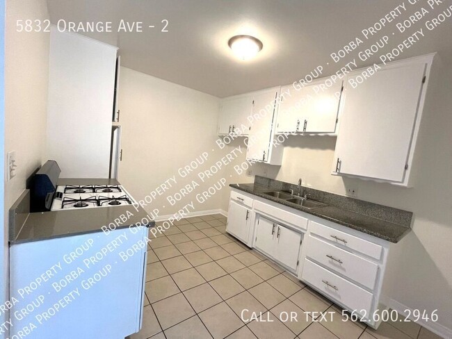 Building Photo - 5832 Orange Ave Unit 2 Rental