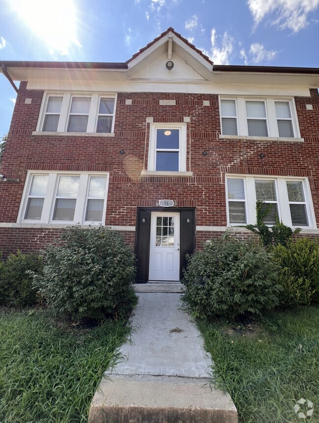 Building Photo - 2715 Arkansas Ave Unit 1st floor Rental