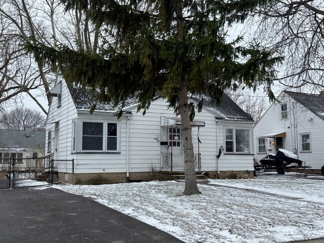 Building Photo - CALL TODAY TO RENT YOUR HOME SWEET HOME !!!