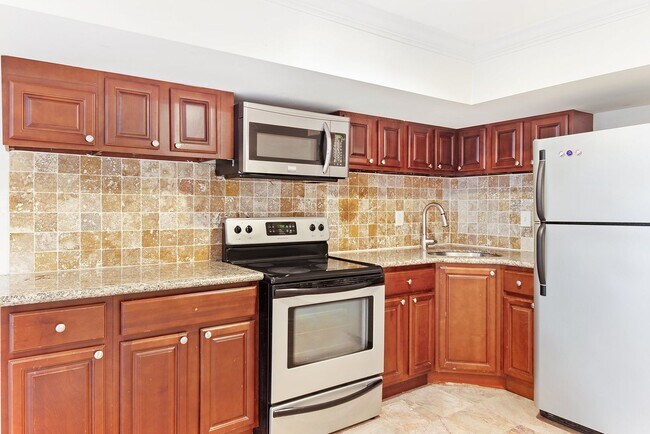 Photo - 1729 Fontain St Unit 1