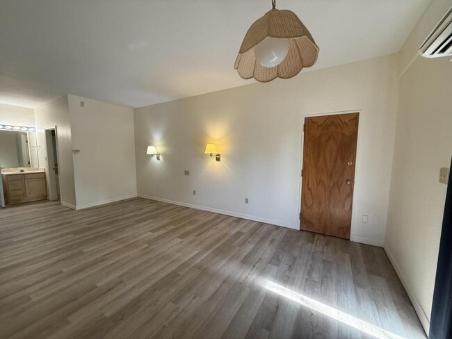 Photo - 2180 Country Club Dr