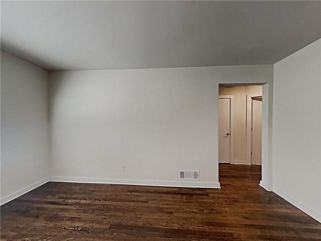 Photo - 880 N Highland Ave NE Unit B4