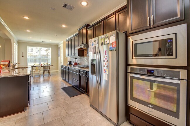 Photo - 25710 Oakwood Knoll Dr