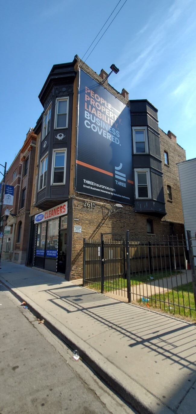 Photo - 2615 N Halsted St