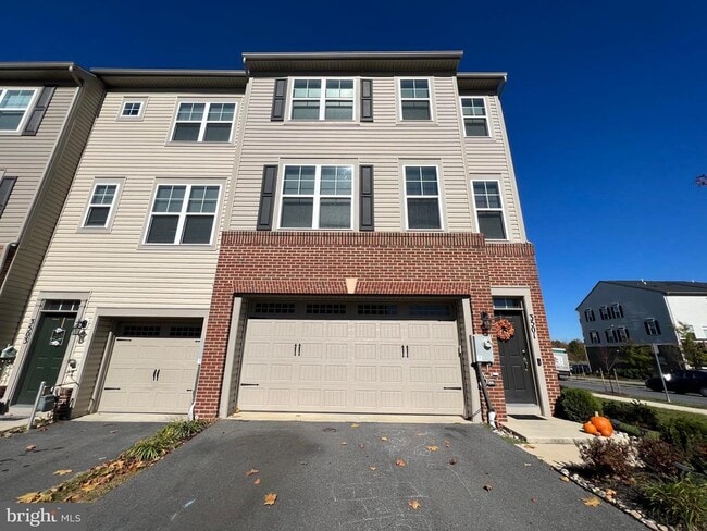 Photo - 3501 Landing Way Townhome