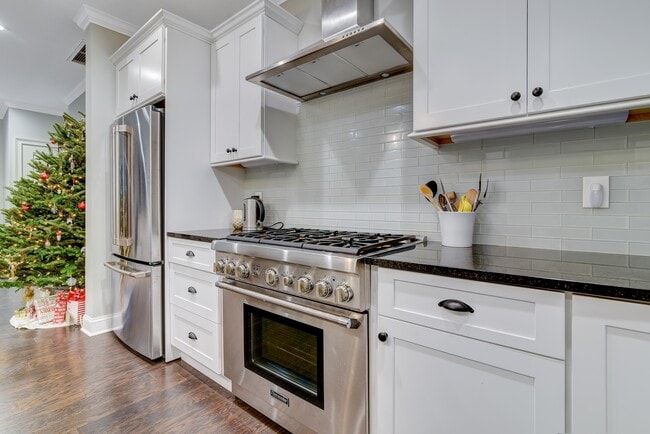 Photo - 3 Arlington Rd Unit 301