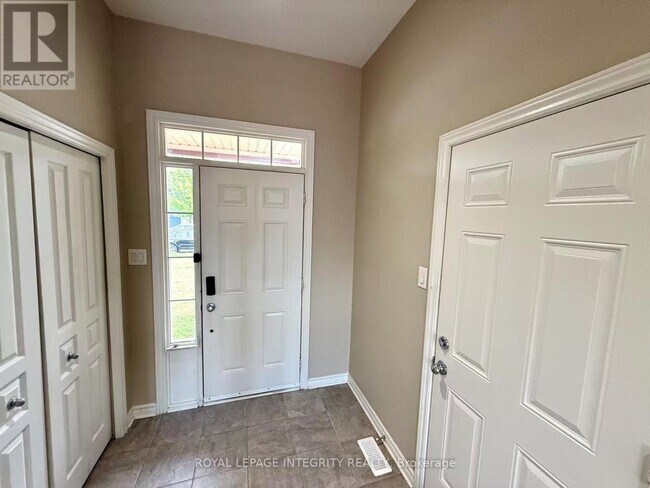 Photo - 949 Klondike Rd