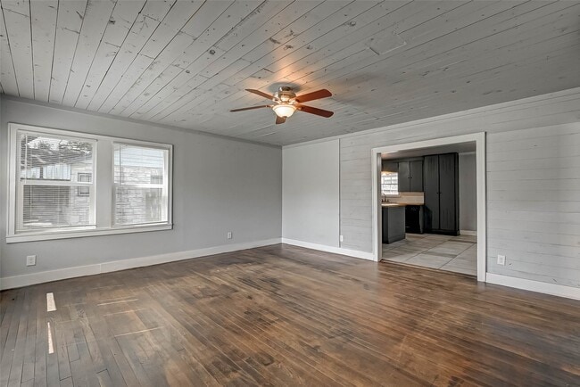 Photo - 1018 W Sealy St