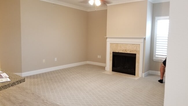 Photo - 11618 Tomahawk Creek Pky