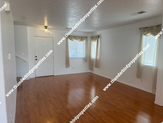 Photo - $500 off first months rent!! Gated communi...