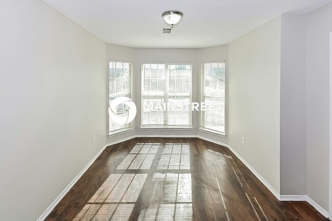 3 Bedroom Pet-Friendly Home in Olive Branch, MS with Main Street Renewal
