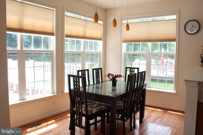 Photo - 134 Pendula Ct