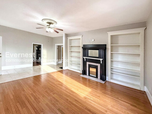 Photo - 5005 6th Ave S