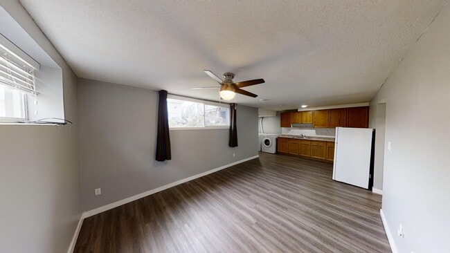 9831 100a Ave