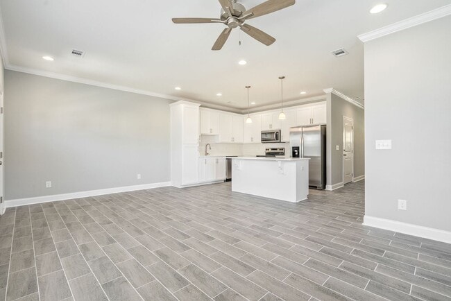 2038 Downs Way