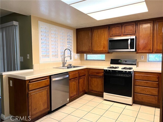 Photo - 1349 Crestmont Dr