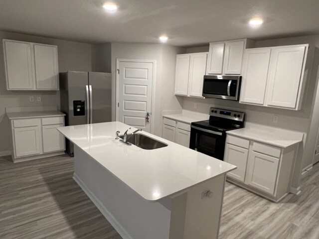 Photo - 4733 Airmen Dr