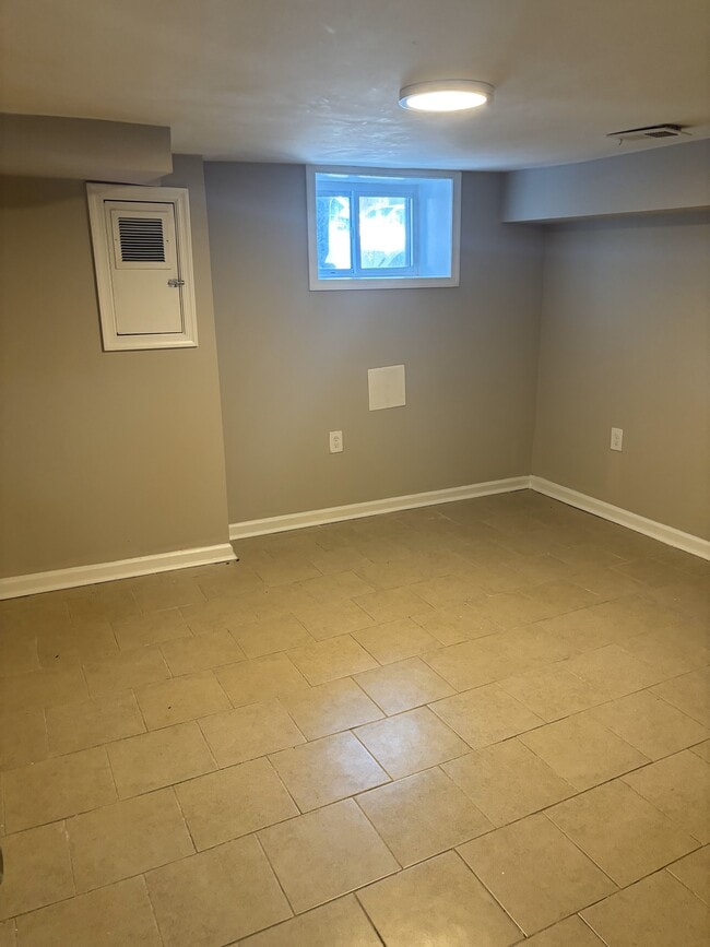 Photo - 1831 E Lafayette Ave