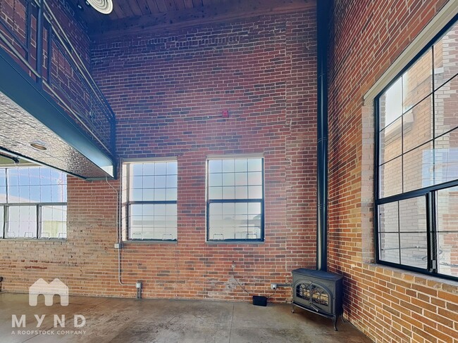 Photo - 1515 N Ogden St