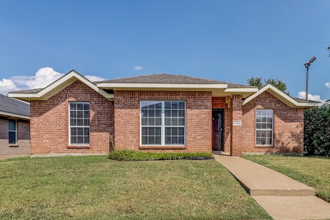 Building Photo - 720 Duke Dr Rental