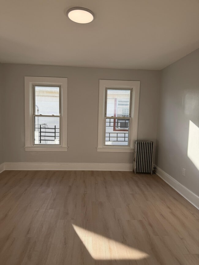 Photo - 8715 Sutter Ave Unit 2nd Floor