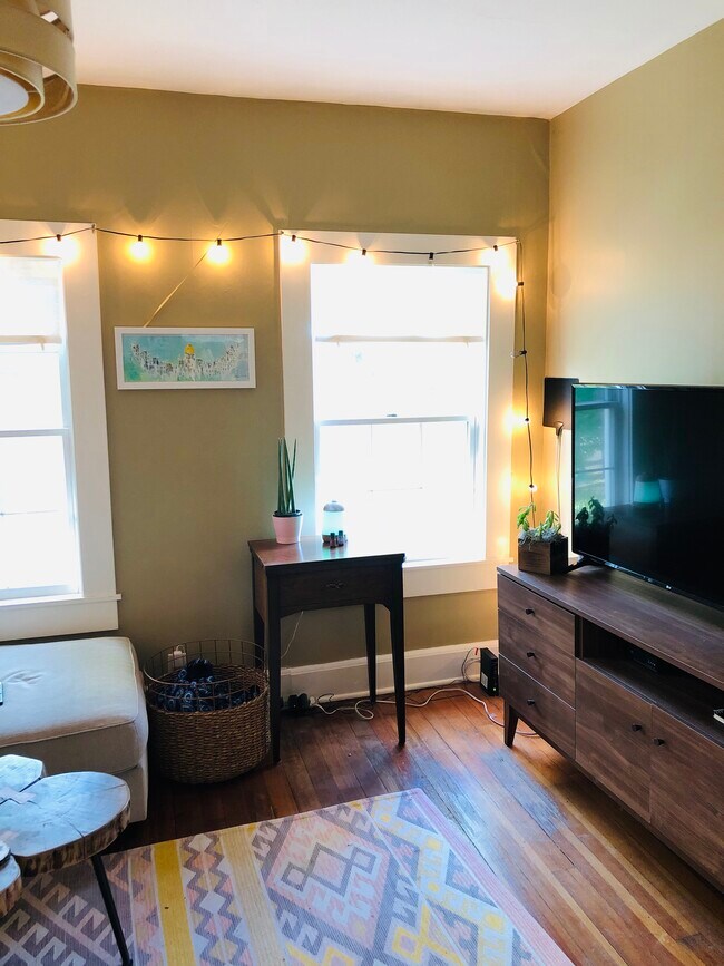 911 2nd St S Townhome Townhome Rental in Stillwater MN