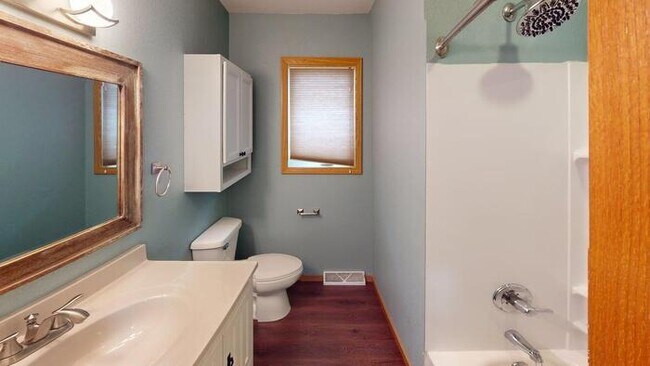 Photo - 1103 E Indiana Ave