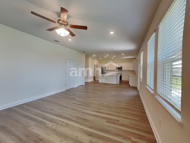 3715 Center Cove Lane