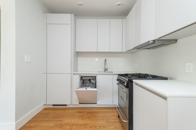 129 Highland Ave