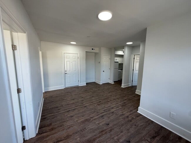 Photo - 1150 17th St NE Unidad 4