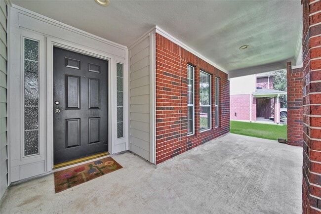 Building Photo - 32126 Willow Creek Park Rental