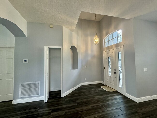 Photo - 11056 Dawnview Ln