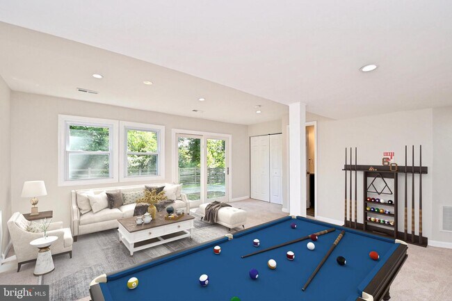 Photo - 8618 Monmouth Dr