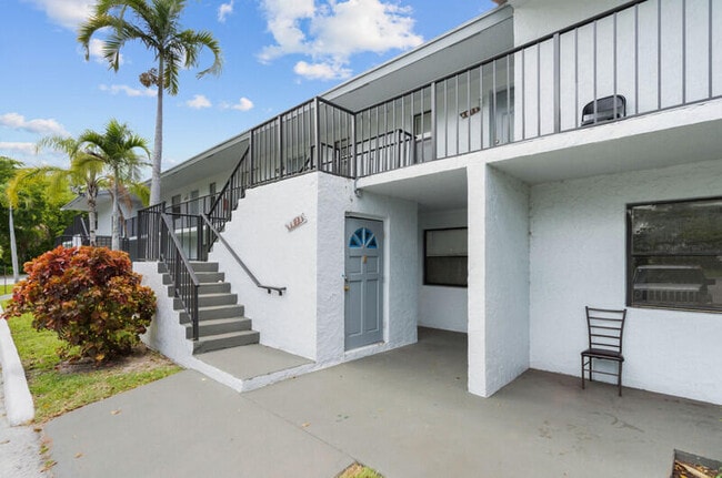 Building Photo - 4839 Arjaro Dr Unit 4839