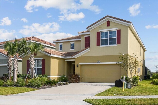 7704 Oakmoss Loop