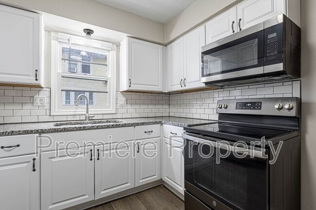 Photo - 334 W Sea Ave